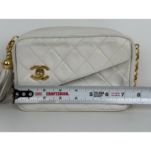 Chanel White Lambskin Quilted Tassel Camera Case with Gold Hardware - Picture 12 of 16